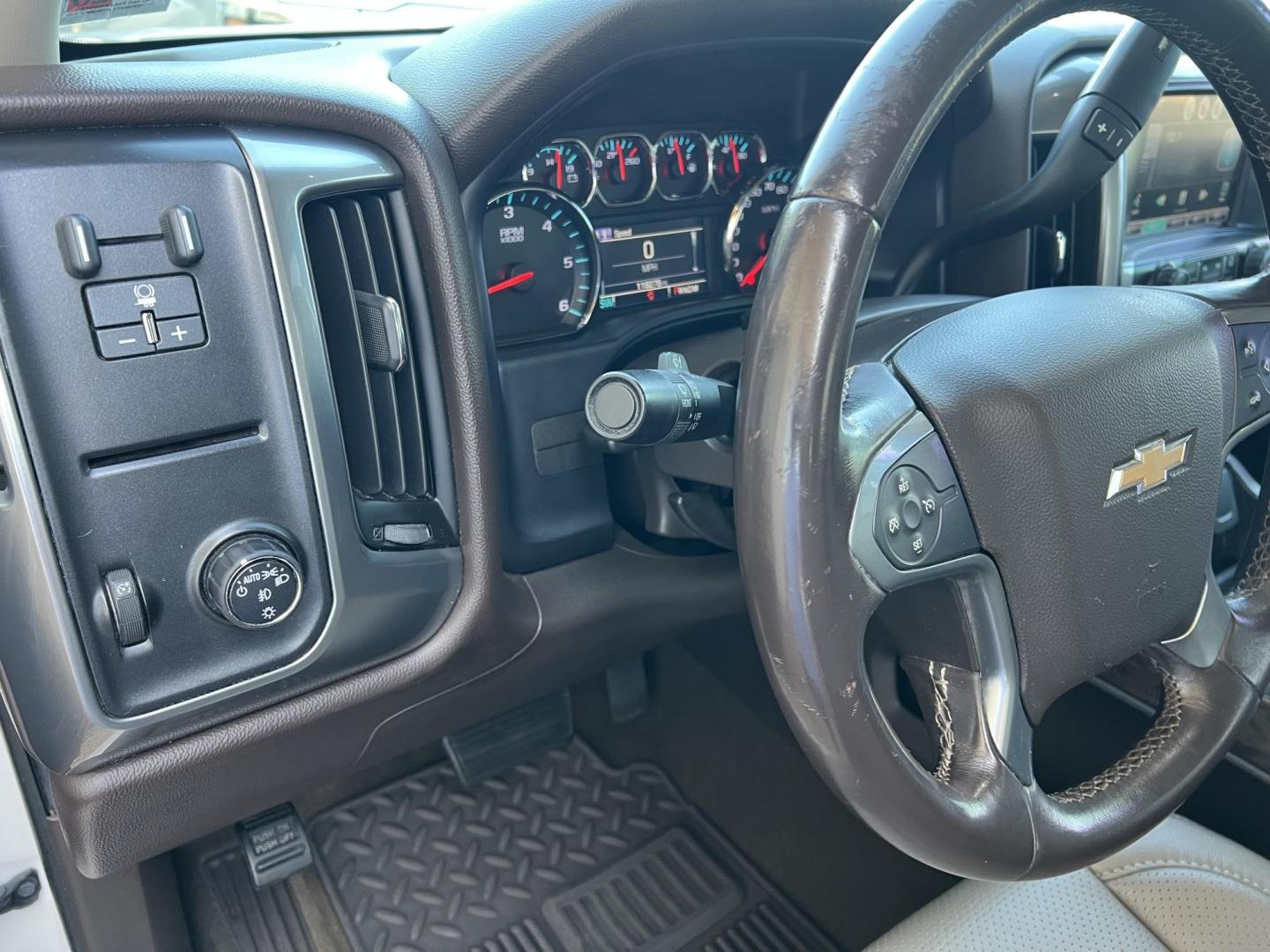 2015 White Diamond /Tan Chevrolet Silverado 1500 LT (3GCPCREC1FG) with an 5.3L V8 engine, 6-Speed Automatic transmission, located at 4520 Airline Hwy, Baton Rouge, LA, 70805, (225) 357-1497, 30.509325, -91.145432 - 2015 Chevrolet Silverado Crew Cab LT 2WD **ONE OWNER** 5.3 V8 Gas, 118K Miles, Katzkin Leather Seats, Cold A/C, Power Seats, Windows, Locks & Mirrors, Navigation, Backup Camera, Tow Package. FOR INFO PLEASE CONTACT JEFF AT 225-413-0981. CHECK OUT OUR A+ RATING WITH THE BETTER BUSINESS BUREAU. WE HAV - Photo#12