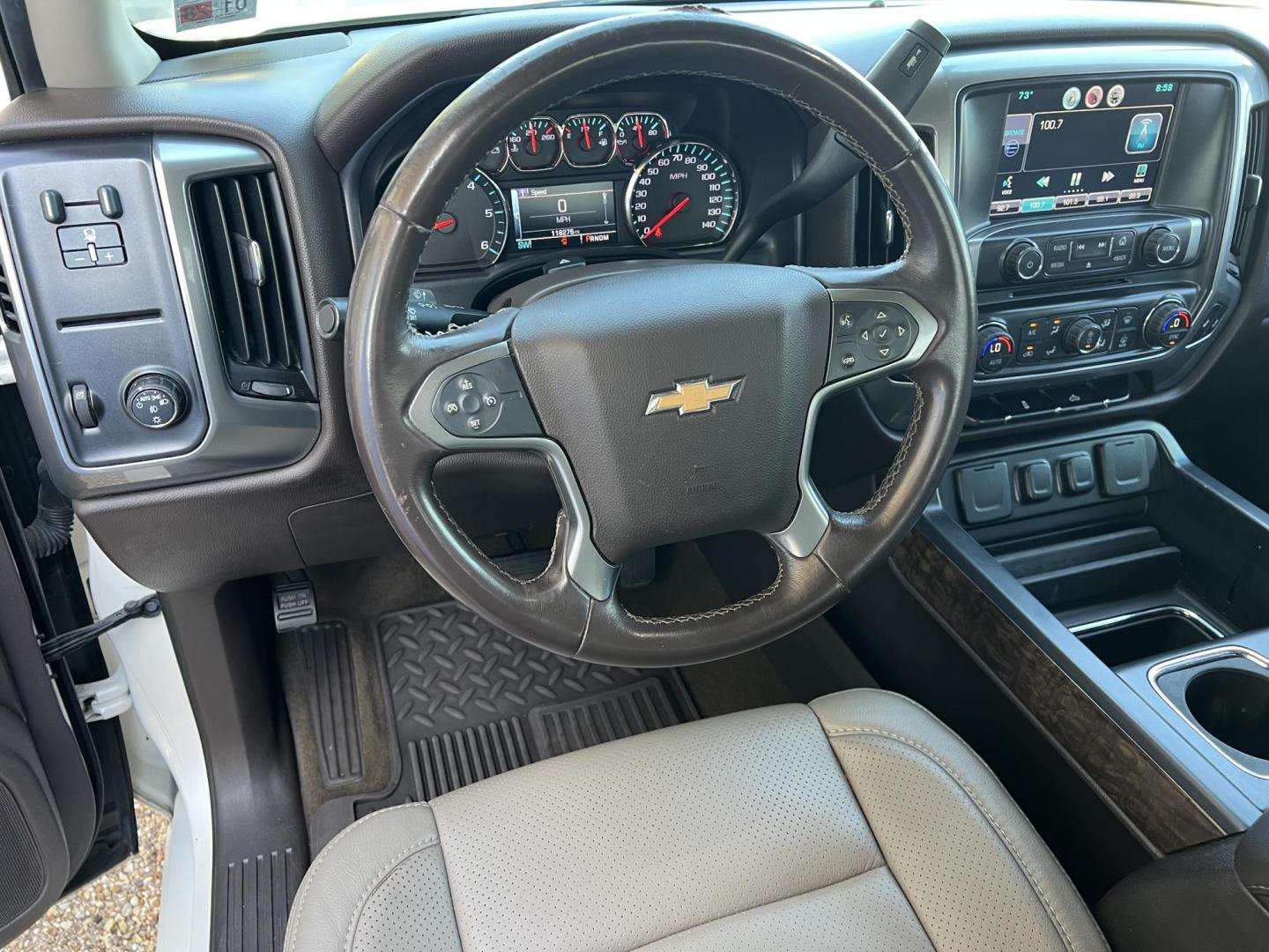 2015 White Diamond /Tan Chevrolet Silverado 1500 LT (3GCPCREC1FG) with an 5.3L V8 engine, 6-Speed Automatic transmission, located at 4520 Airline Hwy, Baton Rouge, LA, 70805, (225) 357-1497, 30.509325, -91.145432 - 2015 Chevrolet Silverado Crew Cab LT 2WD **ONE OWNER** 5.3 V8 Gas, 118K Miles, Katzkin Leather Seats, Cold A/C, Power Seats, Windows, Locks & Mirrors, Navigation, Backup Camera, Tow Package. FOR INFO PLEASE CONTACT JEFF AT 225-413-0981. CHECK OUT OUR A+ RATING WITH THE BETTER BUSINESS BUREAU. WE HAV - Photo#13