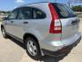 2009 Silver /Gray Honda CR-V LX (3CZRE38389G) with an 2.4L L4 DOHC 16V engine, Automatic transmission, located at 4520 Airline Hwy, Baton Rouge, LA, 70805, (225) 357-1497, 30.509325, -91.145432 - 2009 Honda CR-V LX 2.4L 4 Cylinder Gas Saver, 135K Miles, Cold A/C, Power Windows, Locks & Mirrors, Seating For 5. FOR INFO PLEASE CONTACT JEFF AT 225-413-0981. CHECK OUT OUR A+ RATING WITH THE BETTER BUSINESS BUREAU. WE HAVE BEEN A FAMILY OWNED AND OPERATED BUSINESS AT THE SAME LOCATION FOR OVER 4 - Photo#7