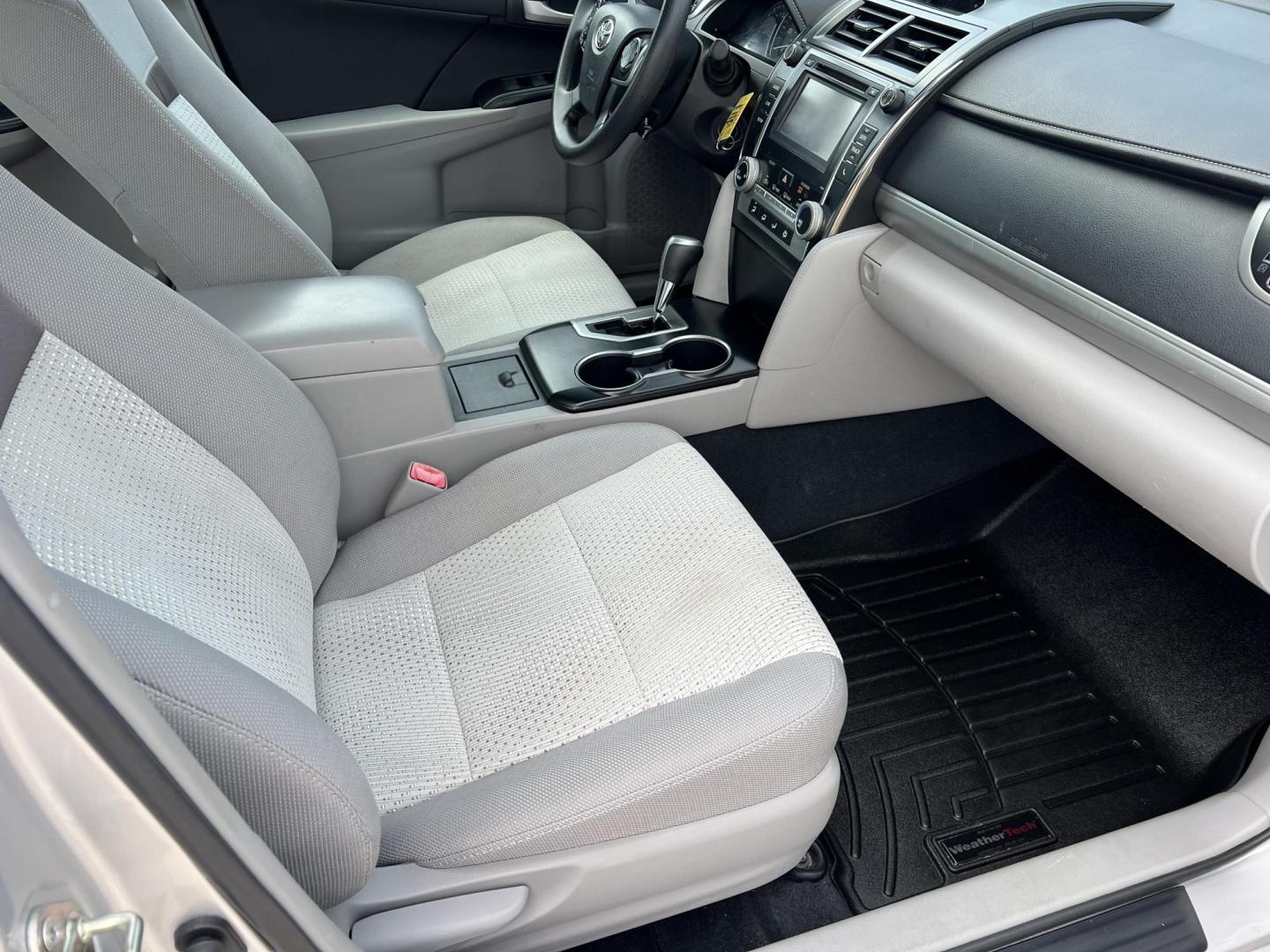 2014 Silver /Gray Toyota Camry LE (4T1BF1FK9EU) with an 2.5L L4 DOHC 16V engine, 6-Speed Automatic transmission, located at 4520 Airline Hwy, Baton Rouge, LA, 70805, (225) 357-1497, 30.509325, -91.145432 - 2014 Toyota Camry LE 2.5L 4 Cylinder Gas Saver, 182K Miles, Automatic, Bluetooth Radio, Cold A/C, Power Windows, Locks & Mirrors, Seating For 5. Always Serviced At Toyota Dealer. FOR INFO PLEASE CONTACT JEFF AT 225-413-0981. CHECK OUT OUR A+ RATING WITH THE BETTER BUSINESS BUREAU. WE HAVE BEEN A FA - Photo#11
