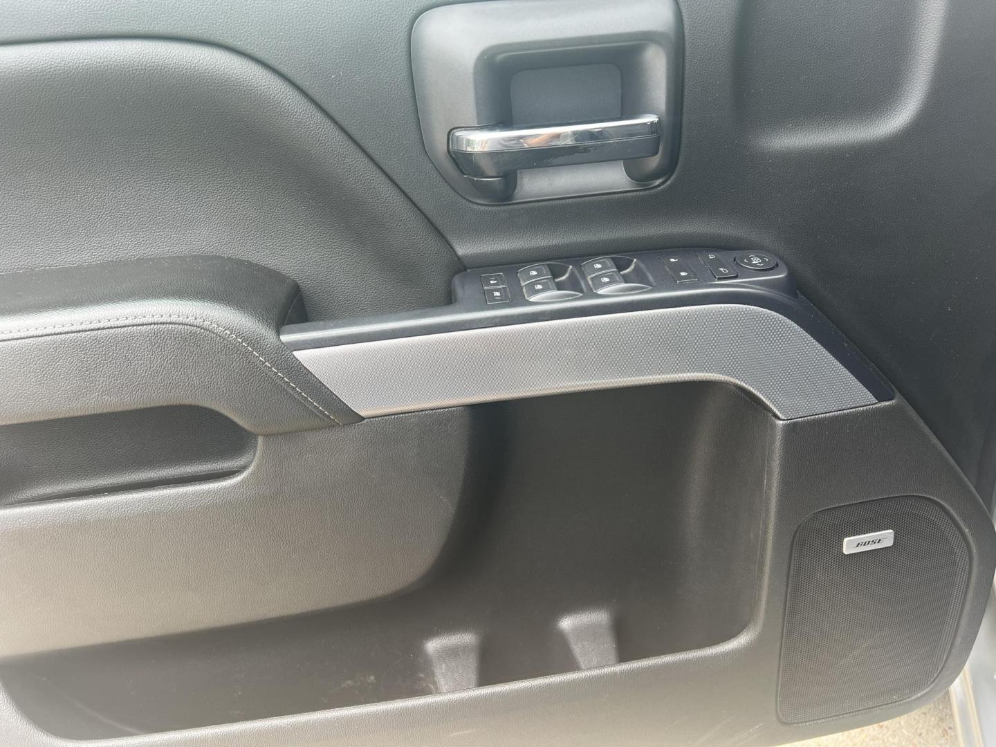 2018 Silver /Black Chevrolet Silverado 1500 Z71 (3GCUKREC4JG) with an 5.3L V8 engine, 6-Speed Automatic transmission, located at 4520 Airline Hwy, Baton Rouge, LA, 70805, (225) 357-1497, 30.509325, -91.145432 - 2018 Chevrolet Silverado Crew Cab Z71 4X4 **NO ACCIDENTS** 5.3 V8 Gas, 177K Miles, Cold A/C, Power Seat, Windows, Locks & Mirrors, Navigation, Backup Camera, Tow Package. Has Some Scratches & Minor Dent On Front Bumper. FOR INFO PLEASE CONTACT JEFF AT 225-413-0981. CHECK OUT OUR A+ RATING WITH THE - Photo#15