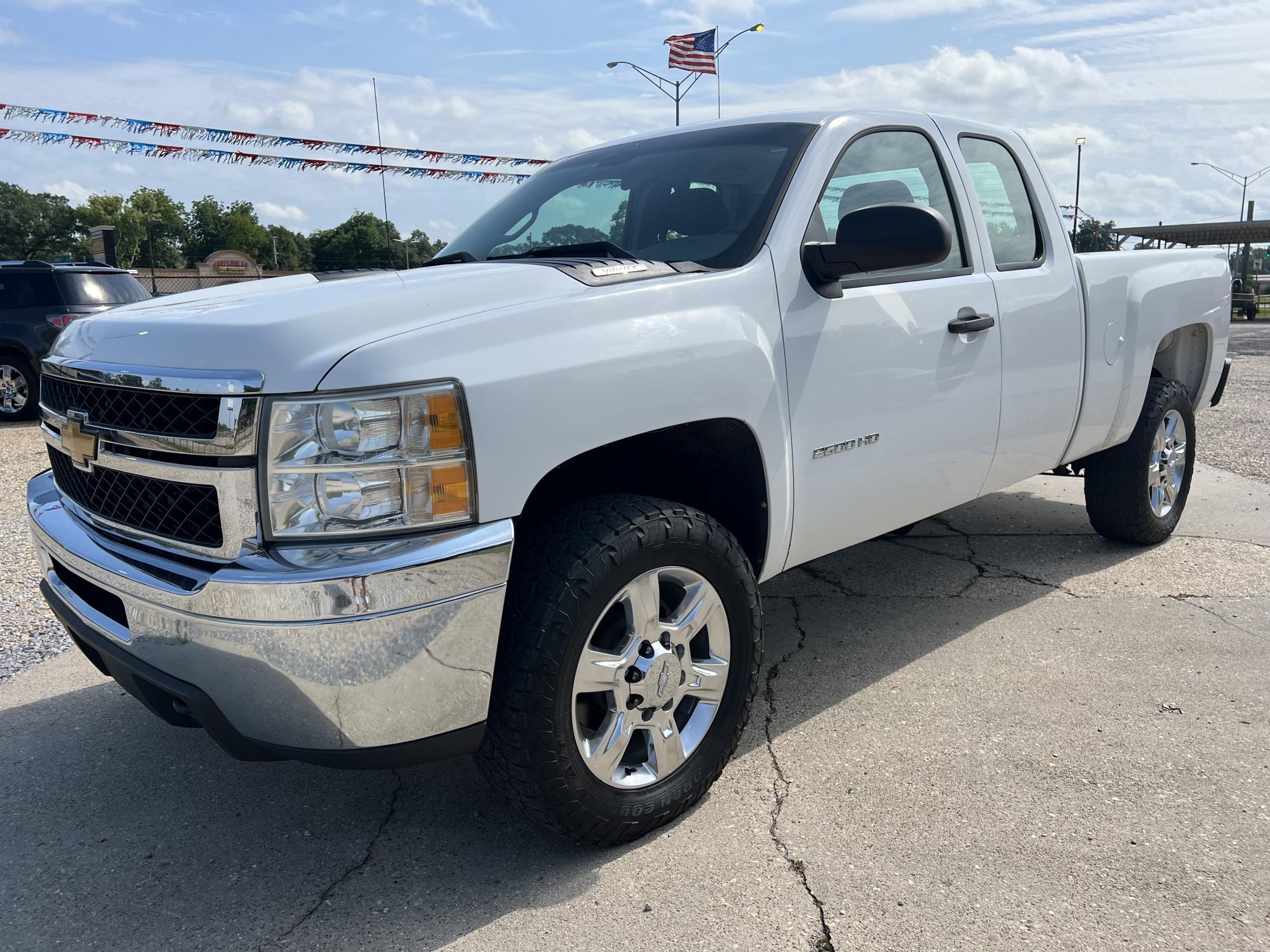 photo of 2012 Chevrolet Silverado 2500HD Ext. Cab 2WD