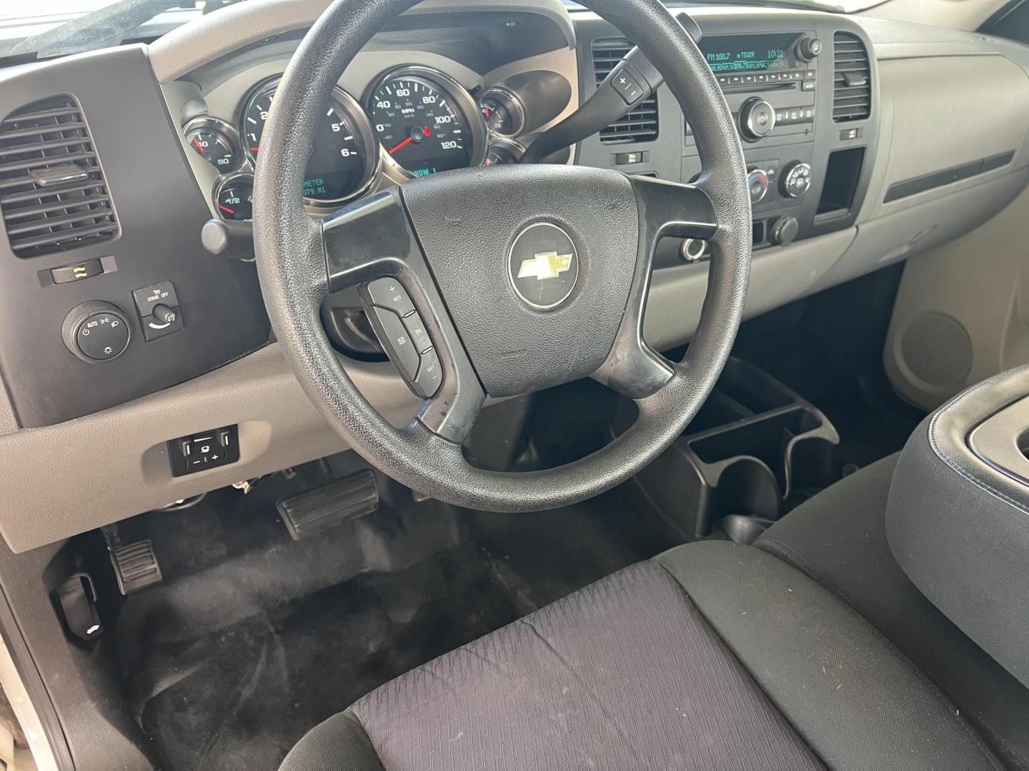 2012 White /Gray Chevrolet Silverado 2500HD Work Truck (1GC2CVCG7CZ) with an 6.0L V8 OHV 16V FFV engine, 6-Speed Automatic transmission, located at 4520 Airline Hwy, Baton Rouge, LA, 70805, (225) 357-1497, 30.509325, -91.145432 - 2012 Chevrolet Silverado 2500HD Ext Cab 2WD **ONLY 82K Miles, 6.0 V8 Gas, Cold A/C, Power Windows, Locks & Mirrors, Alloy 20'' Wheels, Tow Package. Rear Seat Has Been Taken Out For Professional Built Shelves. FOR INFO PLEASE CONTACT JEFF AT 225-413-0981. CHECK OUT OUR A+ RATING WITH THE BETTER BUSIN - Photo#13