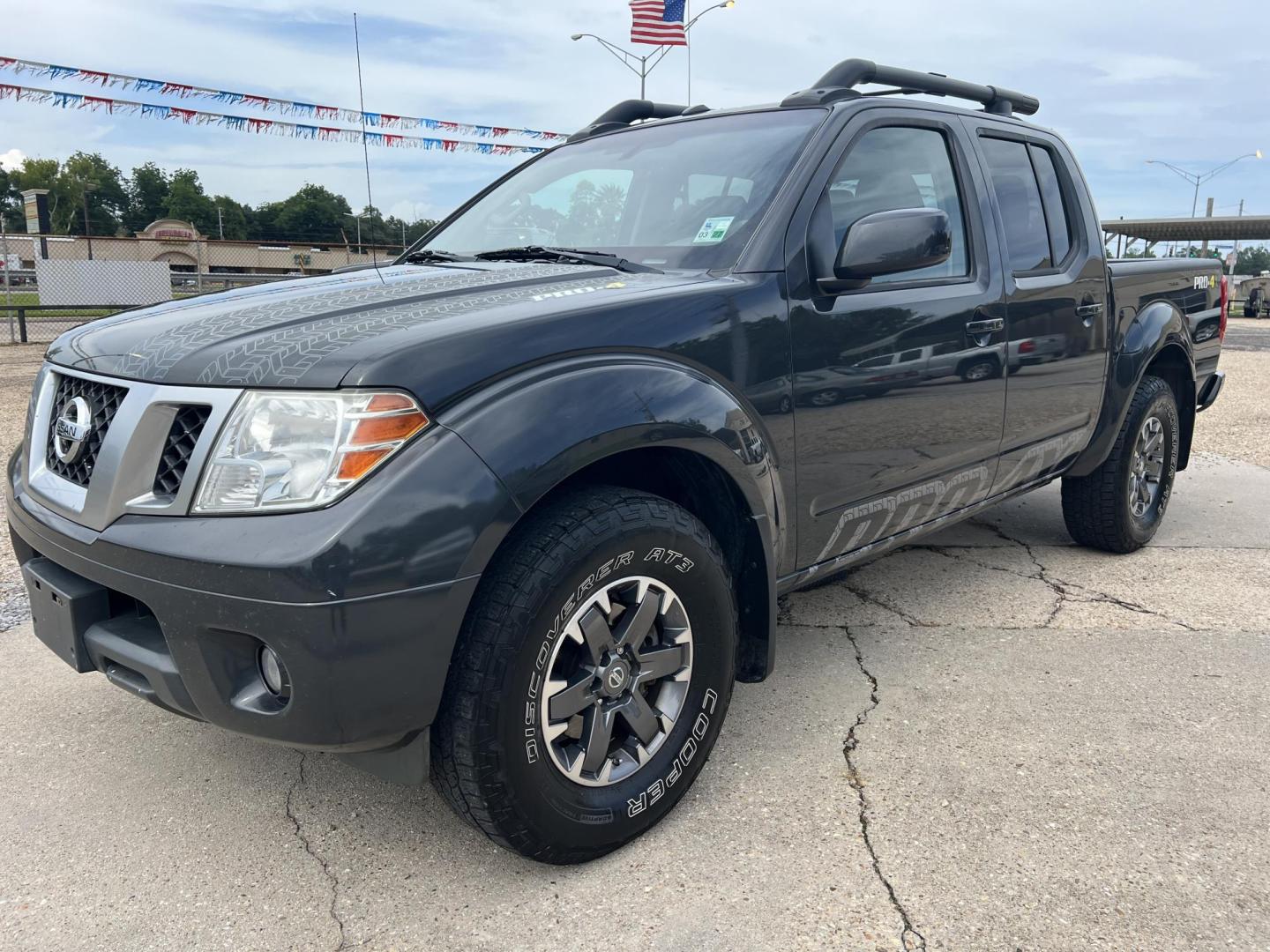 2014 Nissan Frontier 4.0 PRO-4X Crew Cab 4X4 AT's photo