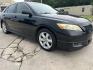 2007 Black /Gray Toyota Camry SE (4T1BK46K47U) with an 3.5L V6 DOHC 24V engine, 6-Speed Automatic Overdrive transmission, located at 4520 Airline Hwy, Baton Rouge, LA, 70805, (225) 357-1497, 30.509325, -91.145432 - 2007 Toyota Camry SE **ONE OWNER & NO ACCIDENTS** 3.5 V6 Gas, 195K Miles, Leather Seats, Cold A/C, Power Windows, Locks & Mirrors, Alloy Wheels. FOR INFO PLEASE CONTACT JEFF AT 225-413-0981. CHECK OUT OUR A+ RATING WITH THE BETTER BUSINESS BUREAU. WE HAVE BEEN A FAMILY OWNED AND OPERATED BUSINESS AT - Photo#3