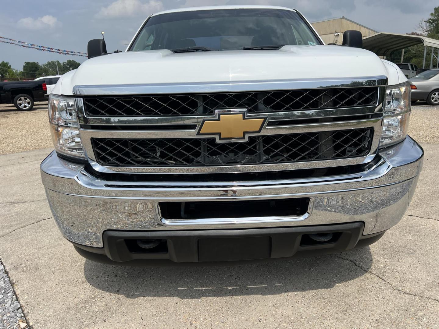 2014 White /Gray Chevrolet Silverado 2500HD Work Truck (1GB1CVC87EF) with an 6.6L V8 OHV 32V TURBO DIESEL engine, Allison transmission, located at 4520 Airline Hwy, Baton Rouge, LA, 70805, (225) 357-1497, 30.509325, -91.145432 - 2014 Chevrolet Silverado 2500HD Crew Cab 2WD Knapheide Utility Bed, 6.6 Duramax Diesel, Allison Transmission, 297K Miles, Cold A/C, Power Windows, Locks & Mirrors, New Tires, Tow Package. FOR INFO PLEASE CONTACT JEFF AT 225-413-0981. CHECK OUT OUR A+ RATING WITH THE BETTER BUSINESS BUREAU. WE HAVE B - Photo#2