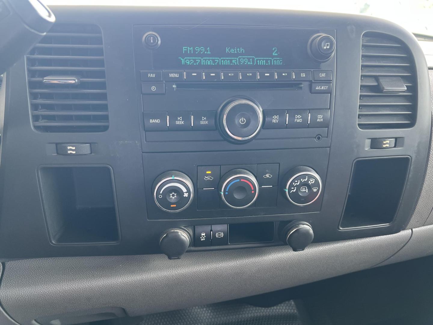2014 White /Gray Chevrolet Silverado 2500HD Work Truck (1GB1CVC87EF) with an 6.6L V8 OHV 32V TURBO DIESEL engine, Allison transmission, located at 4520 Airline Hwy, Baton Rouge, LA, 70805, (225) 357-1497, 30.509325, -91.145432 - 2014 Chevrolet Silverado 2500HD Crew Cab 2WD Knapheide Utility Bed, 6.6 Duramax Diesel, Allison Transmission, 297K Miles, Cold A/C, Power Windows, Locks & Mirrors, New Tires, Tow Package. FOR INFO PLEASE CONTACT JEFF AT 225-413-0981. CHECK OUT OUR A+ RATING WITH THE BETTER BUSINESS BUREAU. WE HAVE B - Photo#14