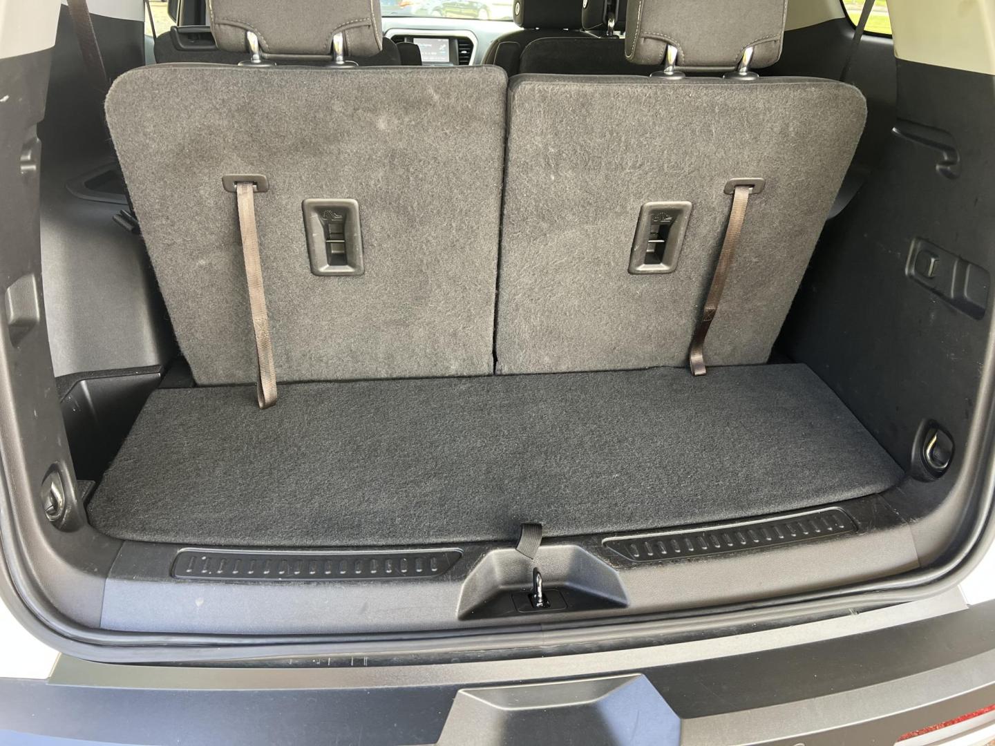 2019 White /Gray GMC Acadia SLE (1GKKNSLS6KZ) with an 3.6L V6 DOHC 24V engine, 6-Speed Automatic transmission, located at 4520 Airline Hwy, Baton Rouge, LA, 70805, (225) 357-1497, 30.509325, -91.145432 - 2019 GMC Acadia SLE AWD **NO ACCIDENTS** 3.6 V6 Gas, 127K Miles, Cold A/C, Power Windows, Locks & Mirrors, 6 Captain Seats, Tow Package. FOR INFO PLEASE CONTACT JEFF AT 225-413-0981. CHECK OUT OUR A+ RATING WITH THE BETTER BUSINESS BUREAU. WE HAVE BEEN A FAMILY OWNED AND OPERATED BUSINESS AT THE SAM - Photo#15