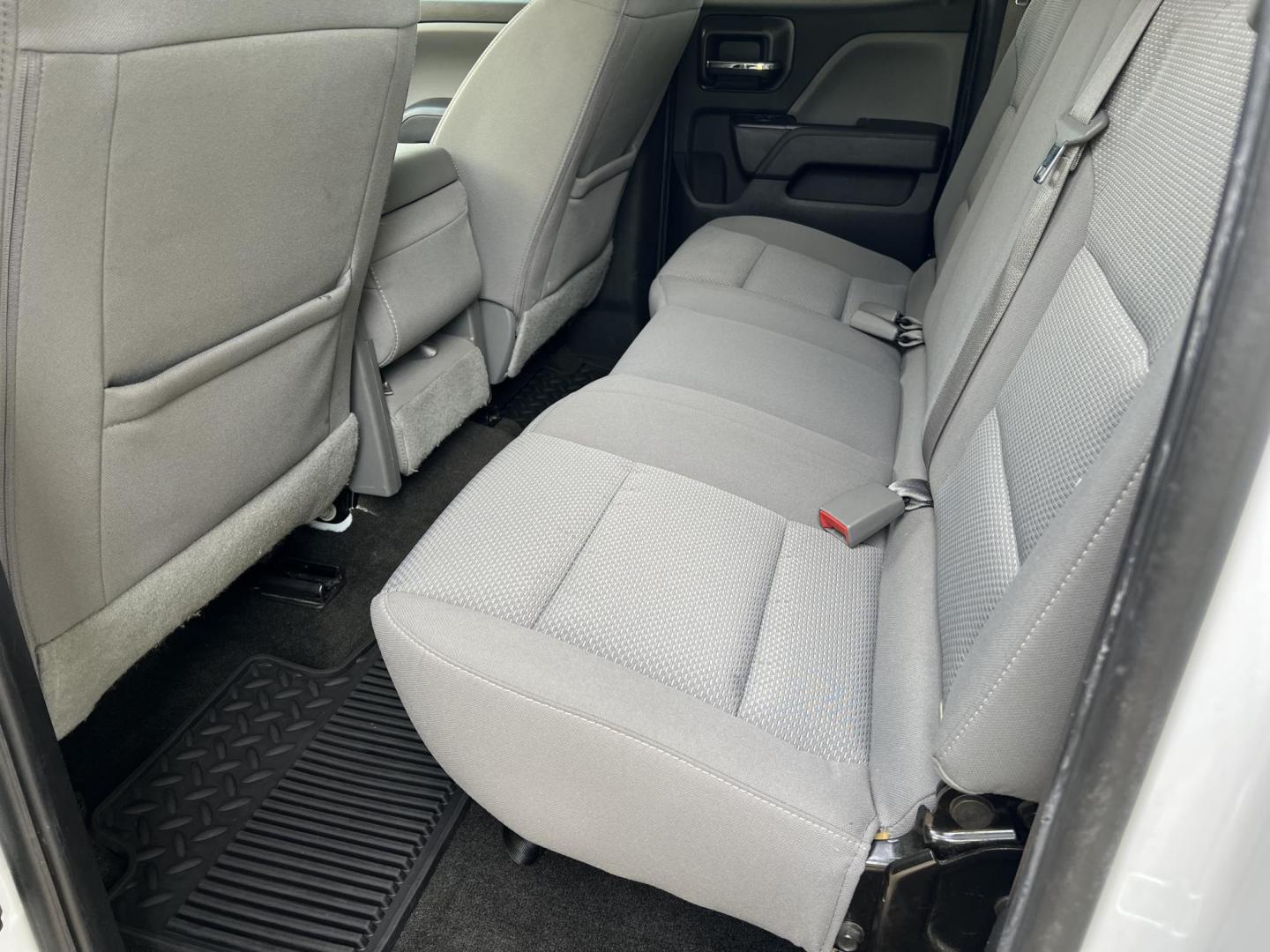 2016 White /Gray Chevrolet Silverado 1500 (1GCRCPEC4GZ) with an 5.3L V8 OHV 16V engine, 6-Speed Automatic transmission, located at 4520 Airline Hwy, Baton Rouge, LA, 70805, (225) 357-1497, 30.509325, -91.145432 - 2016 Chevrolet Silverado 1500 Double Cab 2WD **ONE OWNER & NO ACCIDENTS** 5.3 V8 Gas, 126K Miles, Cold A/C, Power Windows, Locks & Mirrors, Tow Package. FOR INFO PLEASE CONTACT JEFF AT 225-413-0981. CHECK OUT OUR A+ RATING WITH THE BETTER BUSINESS BUREAU. WE HAVE BEEN A FAMILY OWNED AND OPERATED BUS - Photo#13