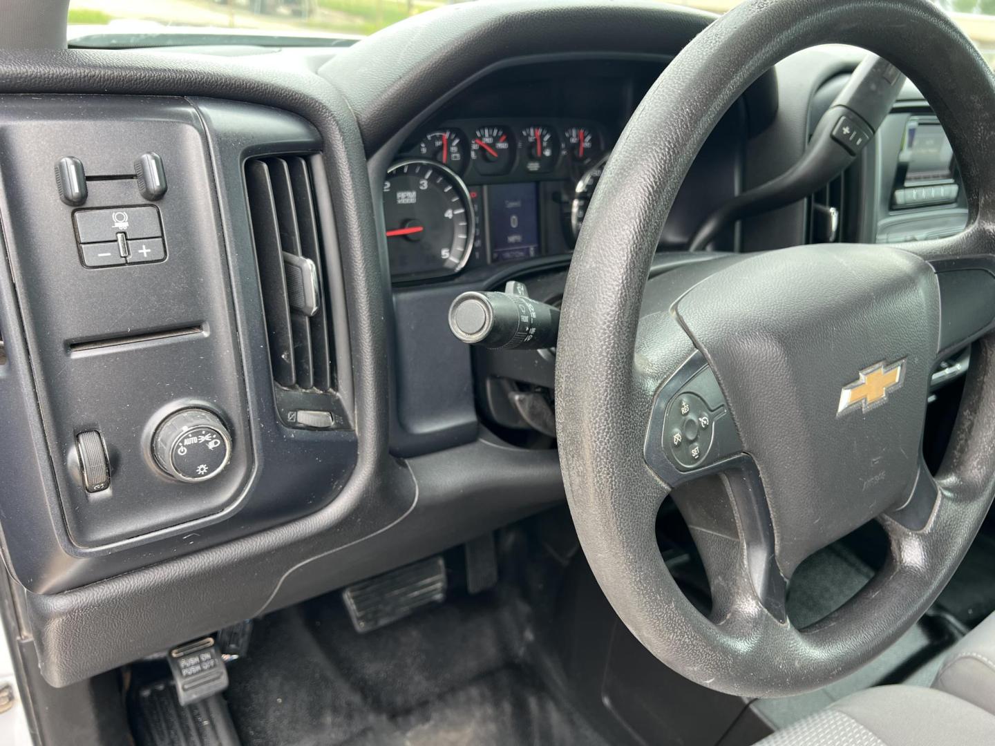 2015 White /Gray Chevrolet Silverado 3500HD Work Truck (1GB4KYC80FF) with an 6.6L V8 OHV 32V TURBO DIESEL engine, Allison transmission, located at 4520 Airline Hwy, Baton Rouge, LA, 70805, (225) 357-1497, 30.509325, -91.145432 - 2015 Chevrolet Silverado 3500HD Crew Cab 4X4 **ONE OWNER & NO ACCIDENTS** 6.6 Duramax Diesel, Allison Transmission, 196K Miles, Cold A/C, Power Windows, Locks & Mirrors, Knapheide Utility Bed, Back Seat Is Missing. FOR INFO PLEASE CONTACT JEFF AT 225-413-0981. CHECK OUT OUR A+ RATING WITH THE BETTER - Photo#17