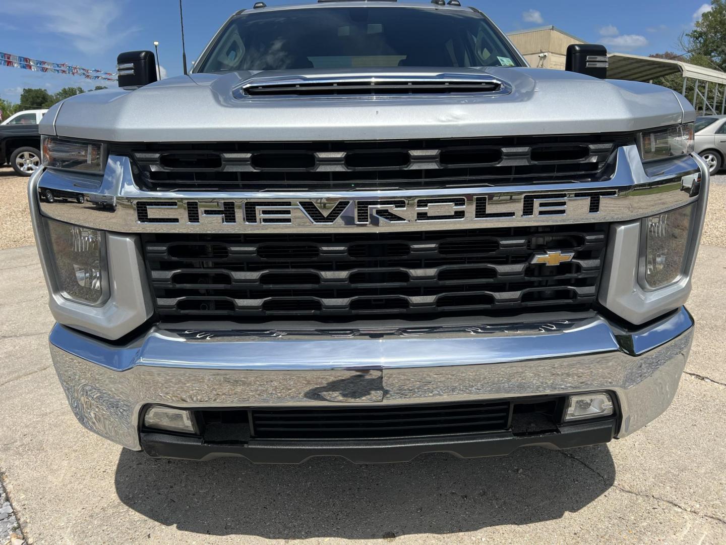 2021 Silver /Black Chevrolet Silverado 3500HD LT (1GC4YTEY6MF) with an 6.6L V8 OHV 32V TURBO DIESEL engine, Allison transmission, located at 4520 Airline Hwy, Baton Rouge, LA, 70805, (225) 357-1497, 30.509325, -91.145432 - 2021 Chevrolet Silverado 3500HD Crew Cab LT 4X4 **ONE OWNER & NO ACCIDENTS** 6.6 Duramax Diesel (DELETED), Allison Transmission, 106K Miles, Cold A/C, All Power, Rear Camera, Spray In Bedliner. Does Have Some Scratches & Minor Dings (See Pics). FOR INFO PLEASE CONTACT JEFF AT 225-413-0981. CHECK OU - Photo#2