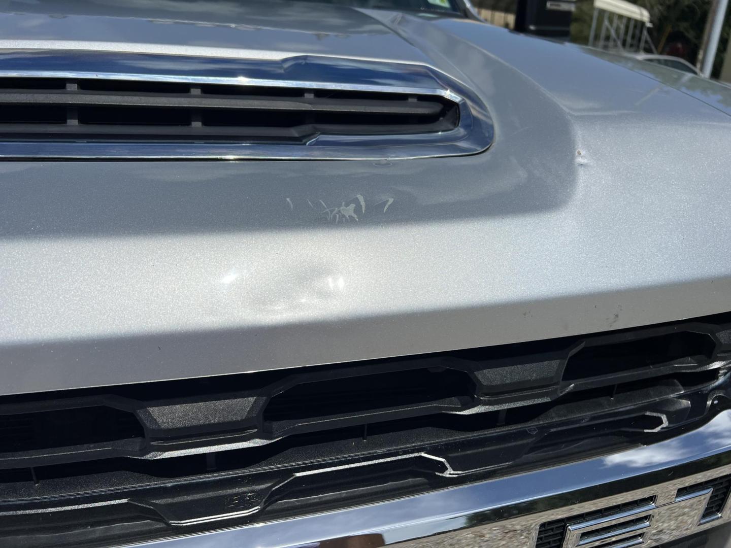 2021 Silver /Black Chevrolet Silverado 3500HD LT (1GC4YTEY6MF) with an 6.6L V8 OHV 32V TURBO DIESEL engine, Allison transmission, located at 4520 Airline Hwy, Baton Rouge, LA, 70805, (225) 357-1497, 30.509325, -91.145432 - 2021 Chevrolet Silverado 3500HD Crew Cab LT 4X4 **ONE OWNER & NO ACCIDENTS** 6.6 Duramax Diesel (DELETED), Allison Transmission, 106K Miles, Cold A/C, All Power, Rear Camera, Spray In Bedliner. Does Have Some Scratches & Minor Dings (See Pics). FOR INFO PLEASE CONTACT JEFF AT 225-413-0981. CHECK OU - Photo#8
