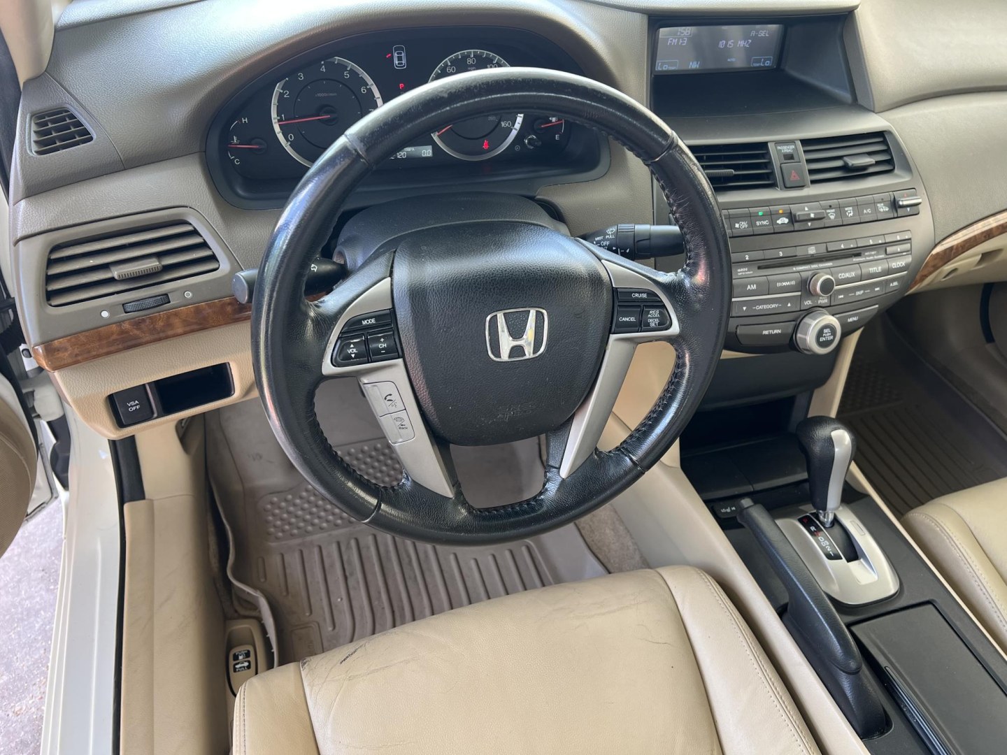 2010 White /Tan Honda Accord EX-L (1HGCP2F86AA) with an 2.4L L4 DOHC 16V engine, Automatic transmission, located at 4520 Airline Hwy, Baton Rouge, LA, 70805, (225) 357-1497, 30.509325, -91.145432 - 2010 Honda Accord EX-L **ONE OWNER & NO ACCIDENTS** 2.4 Gas Saver, 182K Miles, Leather Seats, Cold A/C, Sunroof, Power Windows, Locks & Mirrors. FOR INFO PLEASE CONTACT JEFF AT 225-413-0981. CHECK OUT OUR A+ RATING WITH THE BETTER BUSINESS BUREAU. WE HAVE BEEN A FAMILY OWNED AND OPERATED BUSINESS AT- Photo#14
