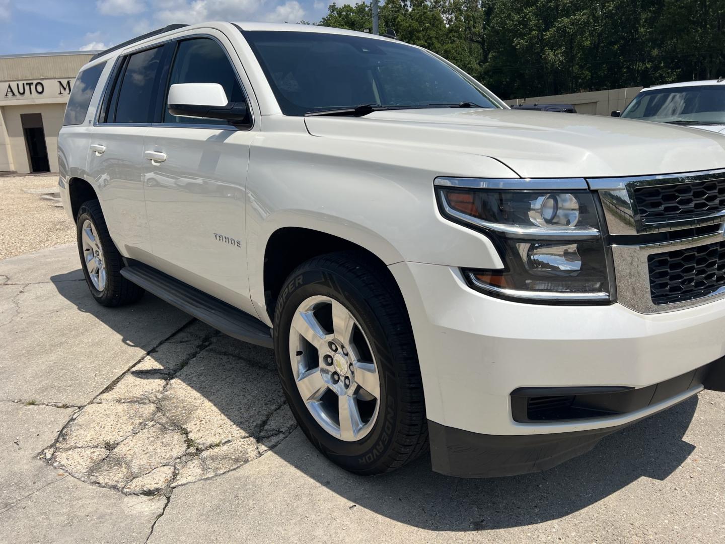 2015 White /Tan Chevrolet Tahoe LT (1GNSCBKC0FR) with an 5.3L V8 engine, 6-Speed Automatic transmission, located at 4520 Airline Hwy, Baton Rouge, LA, 70805, (225) 357-1497, 30.509325, -91.145432 - 2015 Chevrolet Tahoe LT 2WD 5.3 V8 Gas, 162K Miles, Heated Leather Interior, Seats 7, Cold A/C, All Power, Rear Camera, 20" Alloy Wheels, Tow Package. FOR INFO PLEASE CONTACT JEFF AT 225-413-0981. CHECK OUT OUR A+ RATING WITH THE BETTER BUSINESS BUREAU. WE HAVE BEEN A FAMILY OWNED AND OPERATED BUSI- Photo#3