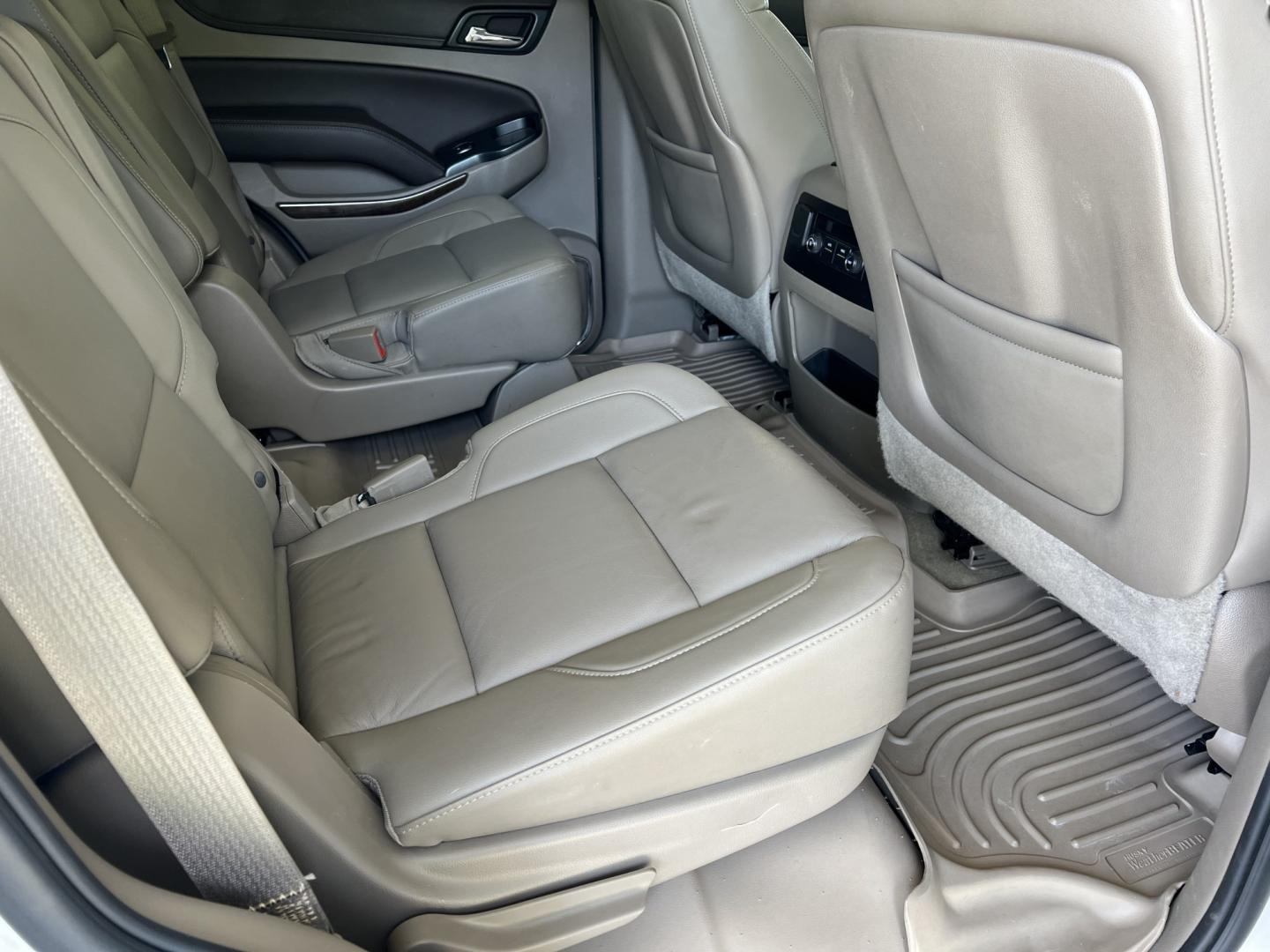 2015 White /Tan Chevrolet Tahoe LT (1GNSCBKC0FR) with an 5.3L V8 engine, 6-Speed Automatic transmission, located at 4520 Airline Hwy, Baton Rouge, LA, 70805, (225) 357-1497, 30.509325, -91.145432 - 2015 Chevrolet Tahoe LT 2WD 5.3 V8 Gas, 162K Miles, Heated Leather Interior, Seats 7, Cold A/C, All Power, Rear Camera, 20" Alloy Wheels, Tow Package. FOR INFO PLEASE CONTACT JEFF AT 225-413-0981. CHECK OUT OUR A+ RATING WITH THE BETTER BUSINESS BUREAU. WE HAVE BEEN A FAMILY OWNED AND OPERATED BUSI- Photo#10