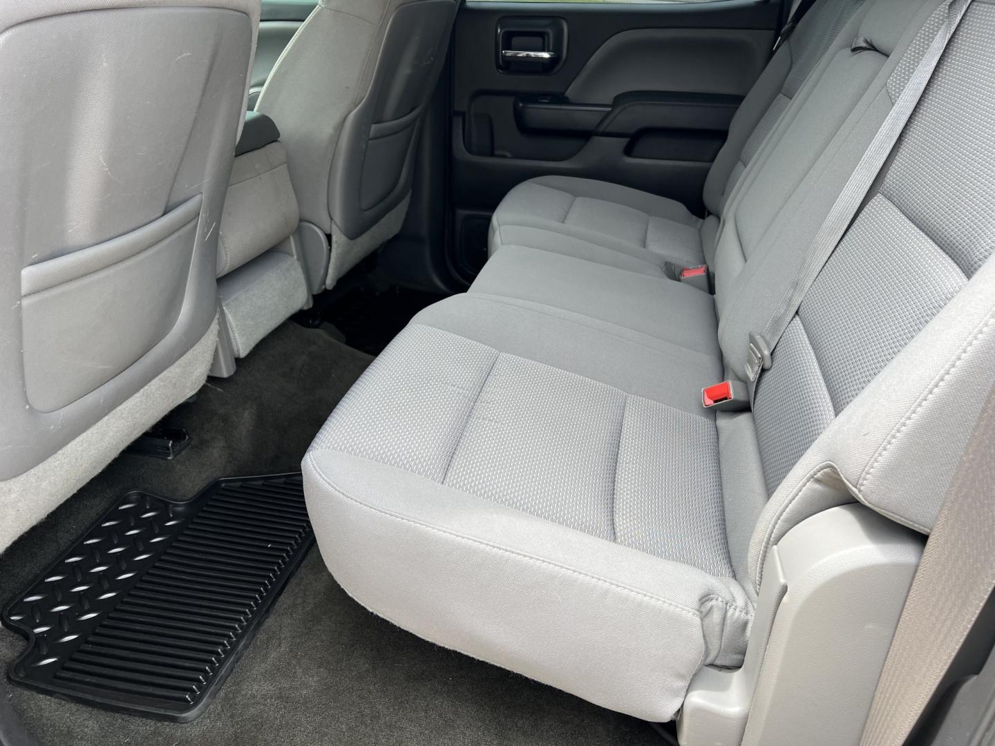 2015 Green /Gray Chevrolet Silverado 1500 LS (3GCPCPEHXFG) with an 4.3L V6 engine, 6-Speed Automatic transmission, located at 4520 Airline Hwy, Baton Rouge, LA, 70805, (225) 357-1497, 30.509325, -91.145432 - 2015 Chevrolet Silverado 1500 Crew Cab LS **ONE OWNER** 4.3 V6 Gas, 162K Miles, Power Windows & Locks, Cold A/C, Rear Camera, Michelin Tires. FOR INFO PLEASE CONTACT JEFF AT 225-413-0981. CHECK OUT OUR A+ RATING WITH THE BETTER BUSINESS BUREAU. WE HAVE BEEN A FAMILY OWNED AND OPERATED BUSINESS AT TH- Photo#12