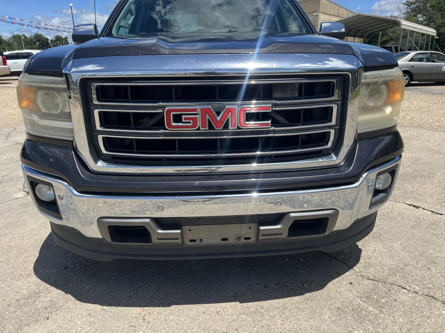 2014 Iridium Gray Metallic /Black GMC Sierra 1500 SLT (3GTP1VECXEG) with an 5.3L V8 engine, 6-Speed Automatic transmission, located at 4520 Airline Hwy, Baton Rouge, LA, 70805, (225) 357-1497, 30.509325, -91.145432 - 2014 GMC Sierra 1500 Crew Cab SLT 2WD **TWO OWNER & NO ACCIDENTS** 5.3 V8 Gas, 189K Miles, Heated & Cooled Leather Seats, Full Console, All Power, Cold A/C, Bose Stereo, Rear Camera, Spray In Bedliner, Tow Pkg. FOR INFO PLEASE CONTACT JEFF AT 225-413-0981. CHECK OUT OUR A+ RATING WITH THE BETTER BUS- Photo#2