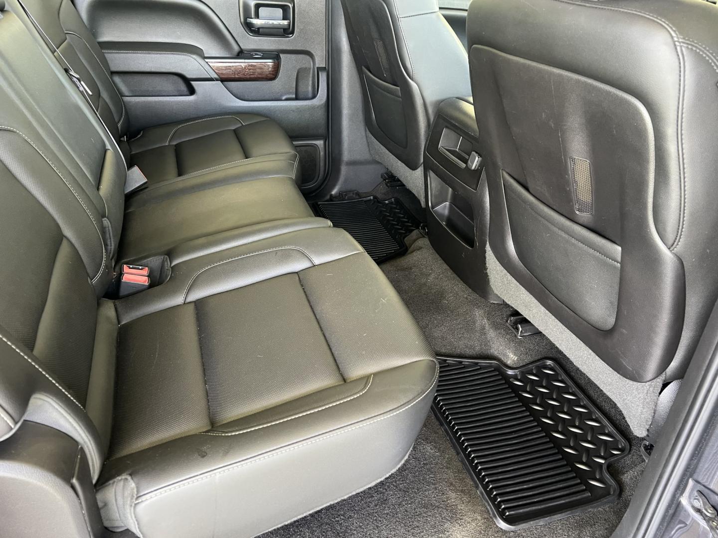 2014 Iridium Gray Metallic /Black GMC Sierra 1500 SLT (3GTP1VECXEG) with an 5.3L V8 engine, 6-Speed Automatic transmission, located at 4520 Airline Hwy, Baton Rouge, LA, 70805, (225) 357-1497, 30.509325, -91.145432 - 2014 GMC Sierra 1500 Crew Cab SLT 2WD **TWO OWNER & NO ACCIDENTS** 5.3 V8 Gas, 189K Miles, Heated & Cooled Leather Seats, Full Console, All Power, Cold A/C, Bose Stereo, Rear Camera, Spray In Bedliner, Tow Pkg. FOR INFO PLEASE CONTACT JEFF AT 225-413-0981. CHECK OUT OUR A+ RATING WITH THE BETTER BUS- Photo#11