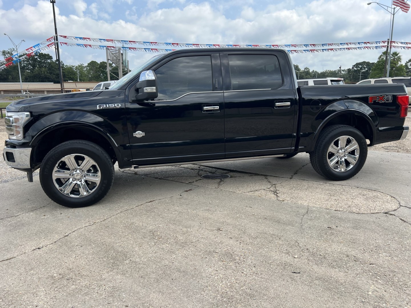 2018 Black /Brown Ford F-150 King Ranch (1FTEW1EG5JF) with an 3.5L V6 TURBO engine, 10 Speed Automatic transmission, located at 4520 Airline Hwy, Baton Rouge, LA, 70805, (225) 357-1497, 30.509325, -91.145432 - 2018 Ford F150 SuperCrew King Ranch FX4 **ONE OWNER** 3.5 V6 EcoBoost Gas, 167K Miles, Heated, Cooled & Massaging Leather Interior, Sunroof, Cold A/C, All Power, Navigation, Power Running Boards, Multi Cameras, 20" Alloy Wheels, Tow Package & Much More. FOR INFO PLEASE CONTACT JEFF AT 225-413-0981.- Photo#1