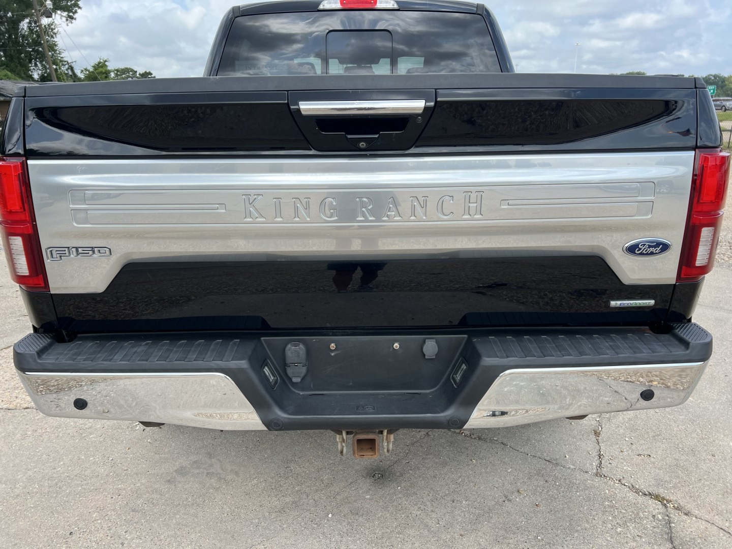 2018 Black /Brown Ford F-150 King Ranch (1FTEW1EG5JF) with an 3.5L V6 TURBO engine, 10 Speed Automatic transmission, located at 4520 Airline Hwy, Baton Rouge, LA, 70805, (225) 357-1497, 30.509325, -91.145432 - 2018 Ford F150 SuperCrew King Ranch FX4 **ONE OWNER** 3.5 V6 EcoBoost Gas, 167K Miles, Heated, Cooled & Massaging Leather Interior, Sunroof, Cold A/C, All Power, Navigation, Power Running Boards, Multi Cameras, 20" Alloy Wheels, Tow Package & Much More. FOR INFO PLEASE CONTACT JEFF AT 225-413-0981.- Photo#6