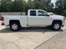 2017 White /Black Chevrolet Silverado 1500 LT (1GCRCREC7HZ) with an 5.3L V8 engine, 6-Speed Automatic transmission, located at 4520 Airline Hwy, Baton Rouge, LA, 70805, (225) 357-1497, 30.509325, -91.145432 - 2017 Chevrolet Silverado 1500 Double Cab LT 5.3 V8 Gas, 134K Miles, Cold A/C, Power Windows, Locks & Mirrors, Seats 6, Backup Camera, Spray In Bedliner, Good Tires, Tow Package. FOR INFO PLEASE CONTACT JEFF AT 225-413-0981. CHECK OUT OUR A+ RATING WITH THE BETTER BUSINESS BUREAU. WE HAVE BEEN A FAM- Photo#4