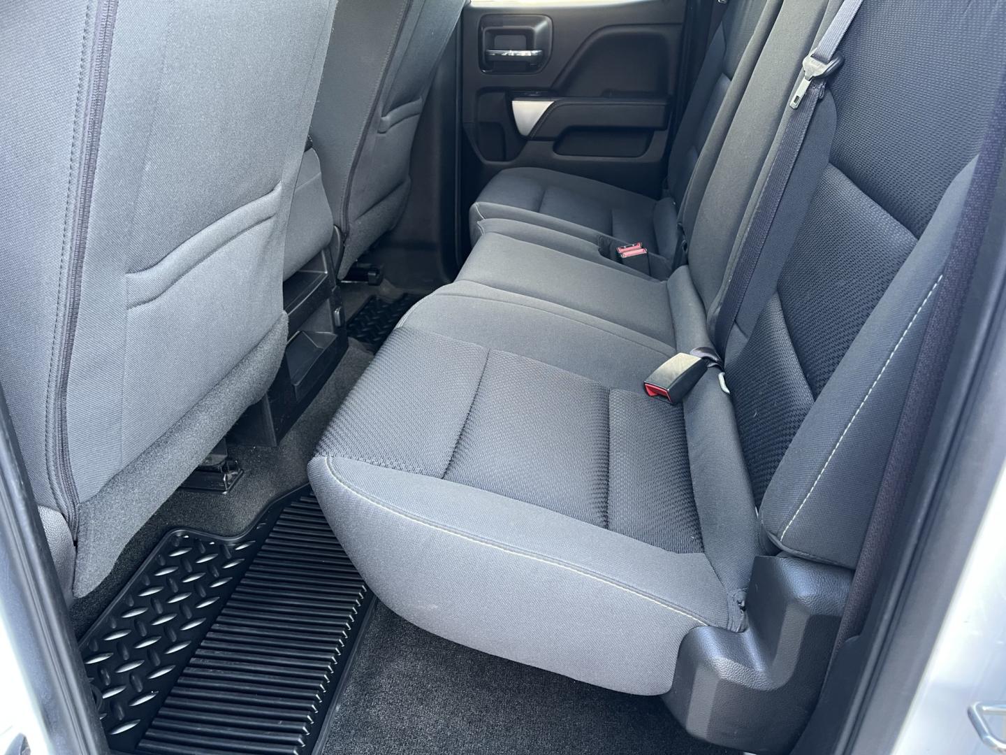 2017 White /Black Chevrolet Silverado 1500 LT (1GCRCREC7HZ) with an 5.3L V8 engine, 6-Speed Automatic transmission, located at 4520 Airline Hwy, Baton Rouge, LA, 70805, (225) 357-1497, 30.509325, -91.145432 - 2017 Chevrolet Silverado 1500 Double Cab LT 5.3 V8 Gas, 134K Miles, Cold A/C, Power Windows, Locks & Mirrors, Seats 6, Backup Camera, Spray In Bedliner, Good Tires, Tow Package. FOR INFO PLEASE CONTACT JEFF AT 225-413-0981. CHECK OUT OUR A+ RATING WITH THE BETTER BUSINESS BUREAU. WE HAVE BEEN A FAM- Photo#11
