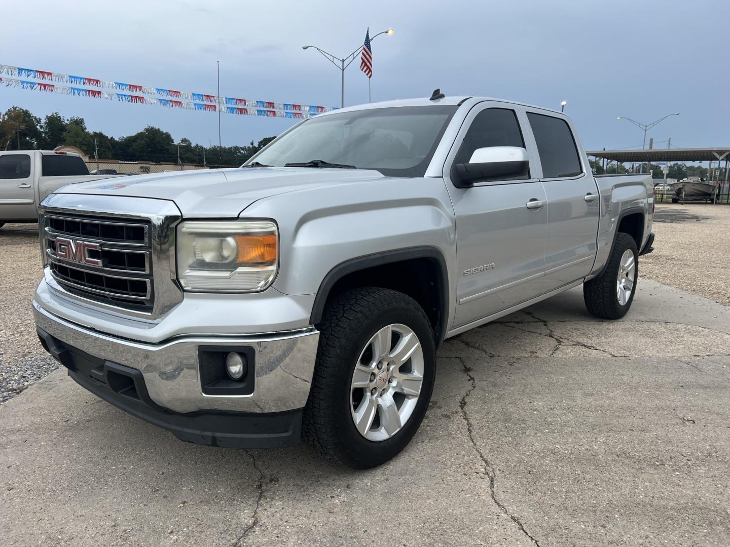 2014 Silver /Gray GMC Sierra 1500 SLE (3GTP1UEC6EG) with an 5.3L V8 engine, 6-Speed Automatic transmission, located at 4520 Airline Hwy, Baton Rouge, LA, 70805, (225) 357-1497, 30.509325, -91.145432 - 2014 GMC Sierra 1500 Crew Cab SLE 5.3 V8 Gas, 178K Miles, Cold A/C, Power Seat, Windows, Locks & Mirrors, New Tires, New Brakes, Tow Package. FOR INFO PLEASE CONTACT JEFF AT 225-413-0981. CHECK OUT OUR A+ RATING WITH THE BETTER BUSINESS BUREAU. WE HAVE BEEN A FAMILY OWNED AND OPERATED BUSINESS AT TH- Photo#0