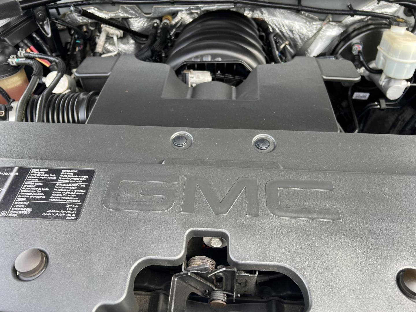 2014 Silver /Gray GMC Sierra 1500 SLE (3GTP1UEC6EG) with an 5.3L V8 engine, 6-Speed Automatic transmission, located at 4520 Airline Hwy, Baton Rouge, LA, 70805, (225) 357-1497, 30.509325, -91.145432 - 2014 GMC Sierra 1500 Crew Cab SLE 5.3 V8 Gas, 178K Miles, Cold A/C, Power Seat, Windows, Locks & Mirrors, New Tires, New Brakes, Tow Package. FOR INFO PLEASE CONTACT JEFF AT 225-413-0981. CHECK OUT OUR A+ RATING WITH THE BETTER BUSINESS BUREAU. WE HAVE BEEN A FAMILY OWNED AND OPERATED BUSINESS AT TH- Photo#10