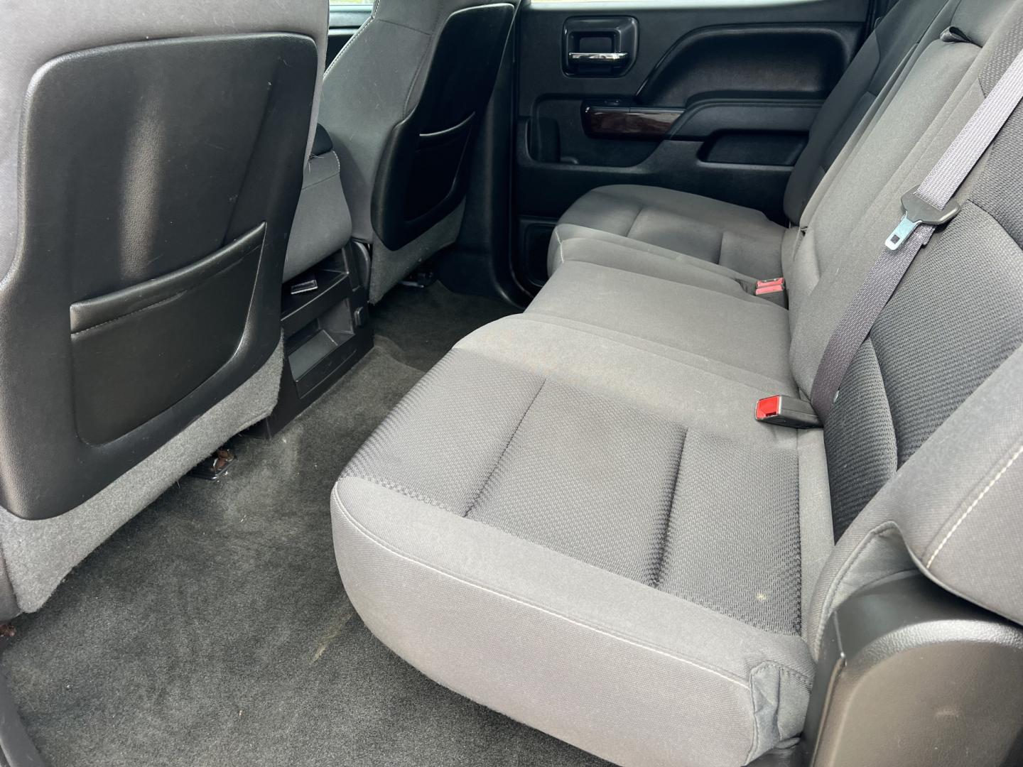 2014 Silver /Gray GMC Sierra 1500 SLE (3GTP1UEC6EG) with an 5.3L V8 engine, 6-Speed Automatic transmission, located at 4520 Airline Hwy, Baton Rouge, LA, 70805, (225) 357-1497, 30.509325, -91.145432 - 2014 GMC Sierra 1500 Crew Cab SLE 5.3 V8 Gas, 178K Miles, Cold A/C, Power Seat, Windows, Locks & Mirrors, New Tires, New Brakes, Tow Package. FOR INFO PLEASE CONTACT JEFF AT 225-413-0981. CHECK OUT OUR A+ RATING WITH THE BETTER BUSINESS BUREAU. WE HAVE BEEN A FAMILY OWNED AND OPERATED BUSINESS AT TH- Photo#14