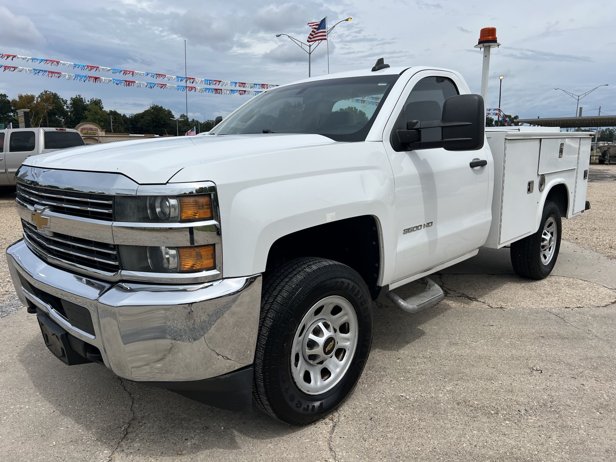 photo of 2016 Chevy 3500HD W/Utility Bed