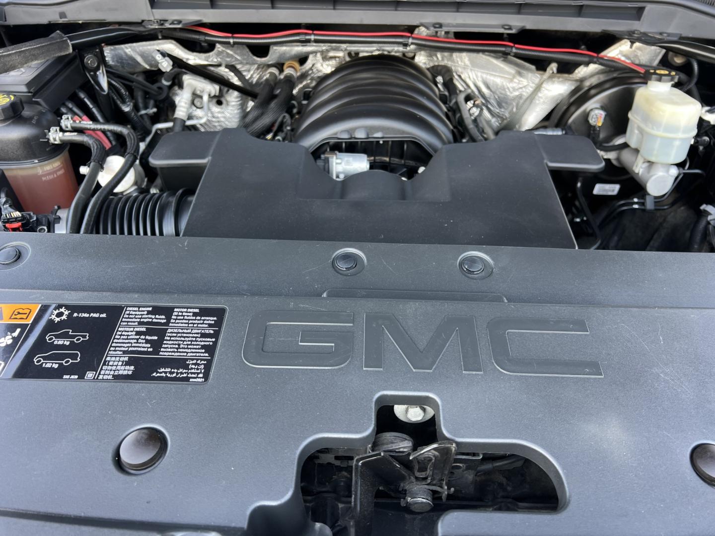 2014 Black /Black GMC Sierra 1500 SLT (All Terrain) (3GTU2VEC6EG) with an 5.3L V8 engine, 6-Speed Automatic transmission, located at 4520 Airline Hwy, Baton Rouge, LA, 70805, (225) 357-1497, 30.509325, -91.145432 - 2014 GMC Sierra 1500 Crew Cab SLT 4WD (All Terrain Pkg), NO ACCIDENTS, 5.3 V8 Gas, 136K Miles, Heated Leather, All Power, New Tires, Bed Cover, Cold A/C, Tow Package. Has Minor Ding & Scratches. FOR INFO PLEASE CONTACT JEFF AT 225-413-0981. CHECK OUT OUR A+ RATING WITH THE BETTER BUSINESS BUREAU. WE- Photo#8