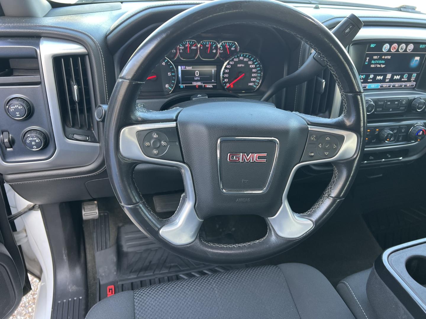 2018 White /Gray GMC Sierra 1500 SLE Z71 (3GTU2MEC4JG) with an 5.3L V8 engine, 6-Speed Automatic transmission, located at 4520 Airline Hwy, Baton Rouge, LA, 70805, (225) 357-1497, 30.509325, -91.145432 - 2018 GMC Sierra 1500 Crew Cab Z71 4WD **ONE OWNER & NO ACCIDENTS** 5.3 V8 Gas, 152K Miles, Power Seat, Windows, Locks & Mirrors, New Tires, Cold A/C, Backup Camera, Spray In Bedliner, Tow Package. FOR INFO PLEASE CONTACT JEFF AT 225-413-0981. CHECK OUT OUR A+ RATING WITH THE BETTER BUSINESS BUREAU.- Photo#15