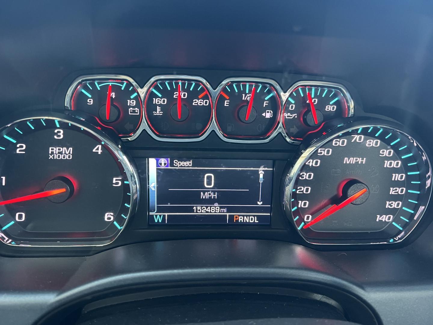 2018 White /Gray GMC Sierra 1500 SLE Z71 (3GTU2MEC4JG) with an 5.3L V8 engine, 6-Speed Automatic transmission, located at 4520 Airline Hwy, Baton Rouge, LA, 70805, (225) 357-1497, 30.509325, -91.145432 - 2018 GMC Sierra 1500 Crew Cab Z71 4WD **ONE OWNER & NO ACCIDENTS** 5.3 V8 Gas, 152K Miles, Power Seat, Windows, Locks & Mirrors, New Tires, Cold A/C, Backup Camera, Spray In Bedliner, Tow Package. FOR INFO PLEASE CONTACT JEFF AT 225-413-0981. CHECK OUT OUR A+ RATING WITH THE BETTER BUSINESS BUREAU.- Photo#16