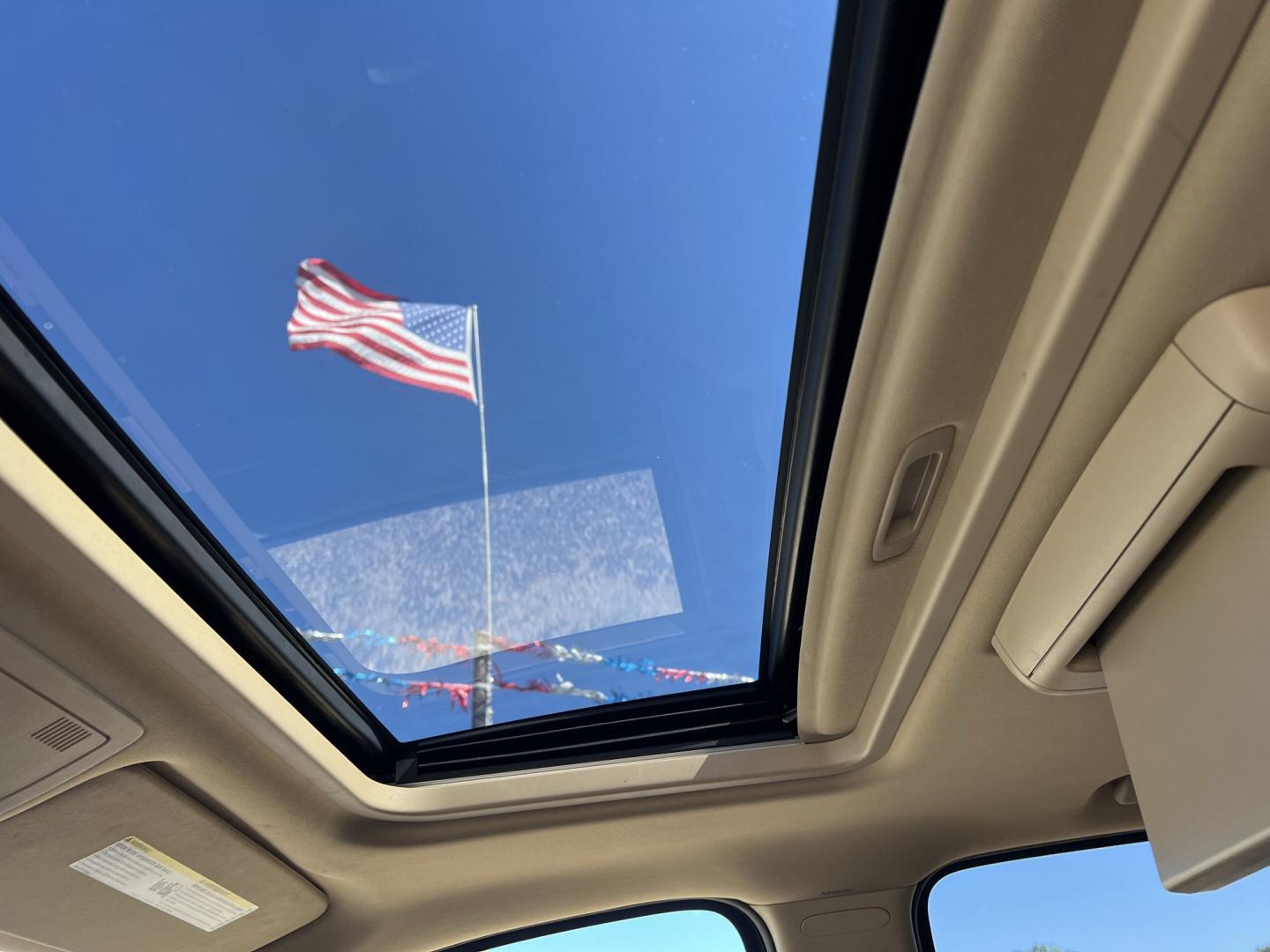 2010 White Diamond /Tan GMC Yukon SLT (1GKUCCE03AR) with an 5.3L V8 engine, Automatic transmission, located at 4520 Airline Hwy, Baton Rouge, LA, 70805, (225) 357-1497, 30.509325, -91.145432 - 2010 GMC Yukon SLT **NO ACCIDENTS** 5.3 V8 Gas, 181K Miles, Heated & Cooled Leather, Sunroof, DVD, All Power, Seats 7, Cold A/C, Backup Camera, Tow Package. FOR INFO PLEASE CONTACT JEFF AT 225-413-0981. CHECK OUT OUR A+ RATING WITH THE BETTER BUSINESS BUREAU. WE HAVE BEEN A FAMILY OWNED AND OPERATED- Photo#17