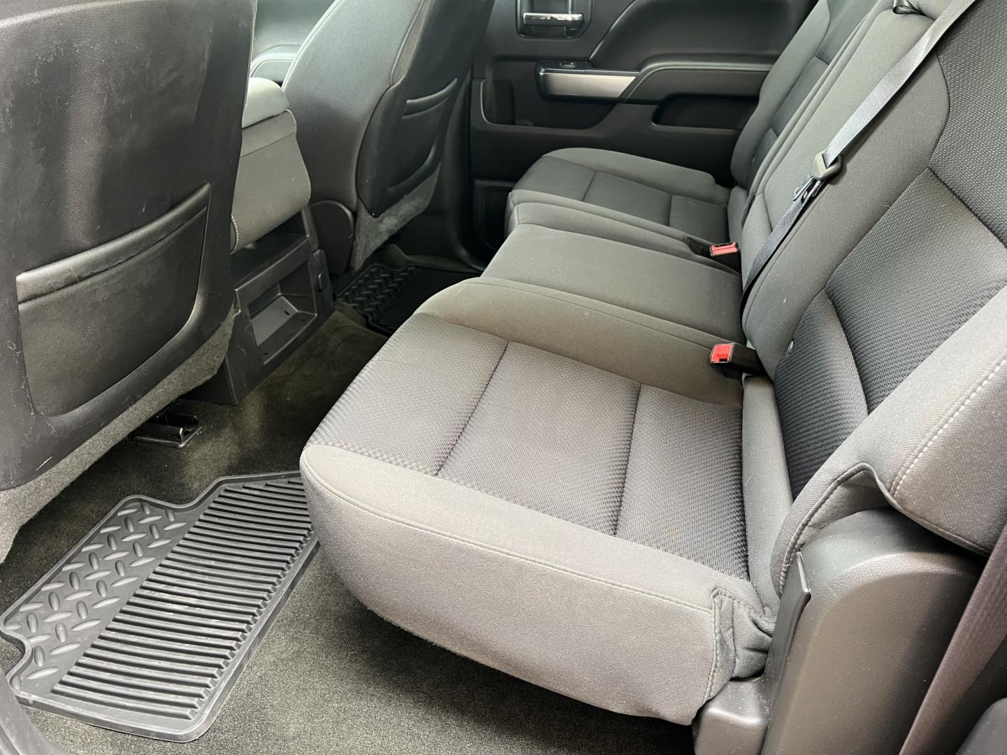 2014 Black /Black Chevrolet Silverado 1500 LT (3GCPCREC6EG) with an 5.3L V8 engine, 6-Speed Automatic transmission, located at 4520 Airline Hwy, Baton Rouge, LA, 70805, (225) 357-1497, 30.509325, -91.145432 - 2014 Chevrolet Silverado 1500 Crew Cab LT **ONE OWNER** 5.3 V8 Gas, 161K Miles, Power Seat, Windows, Locks & Mirrors, Cold A/C, Backup Camera, Tow Package. FOR INFO PLEASE CONTACT JEFF AT 225-413-0981. CHECK OUT OUR A+ RATING WITH THE BETTER BUSINESS BUREAU. WE HAVE BEEN A FAMILY OWNED AND OPERATED- Photo#11
