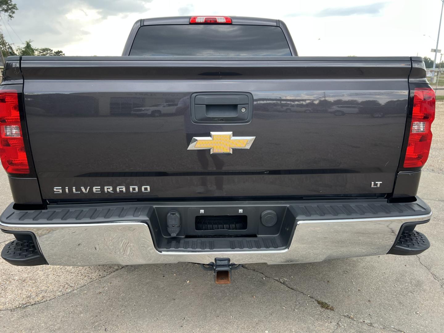 2014 Dark Granite /Gray Chevrolet Silverado 1500 LT (3GCPCREC7EG) with an 5.3L V8 engine, 6-Speed Automatic transmission, located at 4520 Airline Hwy, Baton Rouge, LA, 70805, (225) 357-1497, 30.509325, -91.145432 - 2014 Chevrolet Silverado 1500 Crew Cab LT 2WD 5.3 V8 Gas, 187K Miles, Power Seat, Windows, Locks & Mirrors, Cold A/C, Backup Camera, 20" Alloy Wheels, Tow Package. FOR INFO PLEASE CONTACT JEFF AT 225-413-0981. CHECK OUT OUR A+ RATING WITH THE BETTER BUSINESS BUREAU. WE HAVE BEEN A FAMILY OWNED AND- Photo#6
