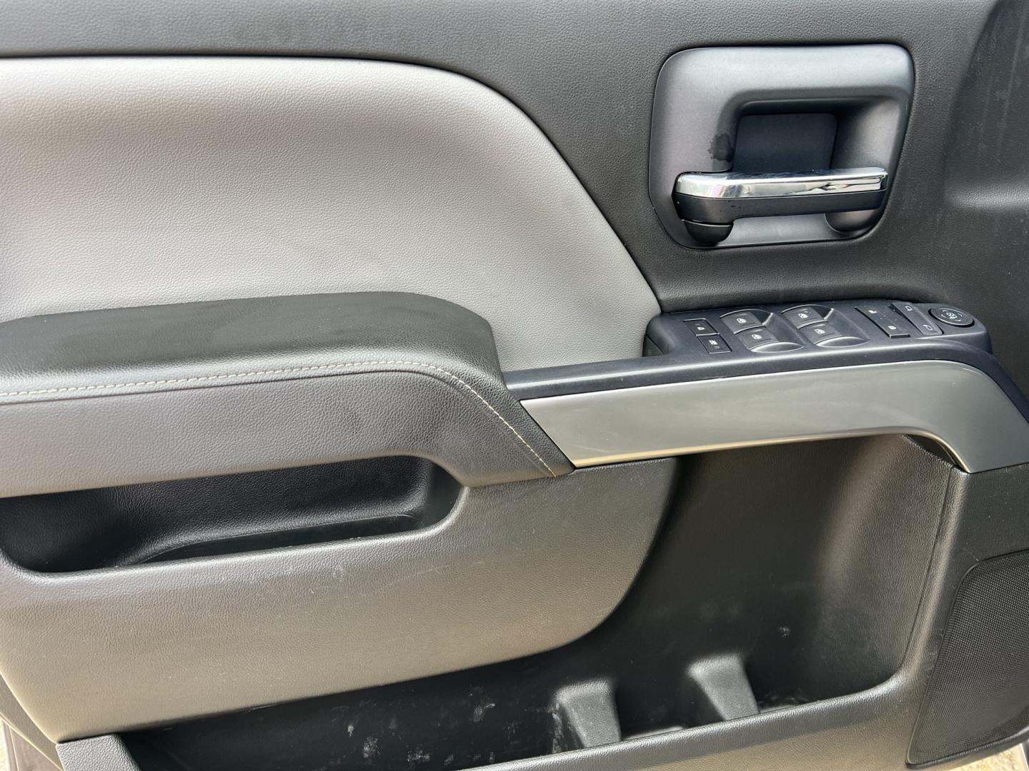 2014 Dark Granite /Gray Chevrolet Silverado 1500 LT (3GCPCREC7EG) with an 5.3L V8 engine, 6-Speed Automatic transmission, located at 4520 Airline Hwy, Baton Rouge, LA, 70805, (225) 357-1497, 30.509325, -91.145432 - 2014 Chevrolet Silverado 1500 Crew Cab LT 2WD 5.3 V8 Gas, 187K Miles, Power Seat, Windows, Locks & Mirrors, Cold A/C, Backup Camera, 20" Alloy Wheels, Tow Package. FOR INFO PLEASE CONTACT JEFF AT 225-413-0981. CHECK OUT OUR A+ RATING WITH THE BETTER BUSINESS BUREAU. WE HAVE BEEN A FAMILY OWNED AND- Photo#16