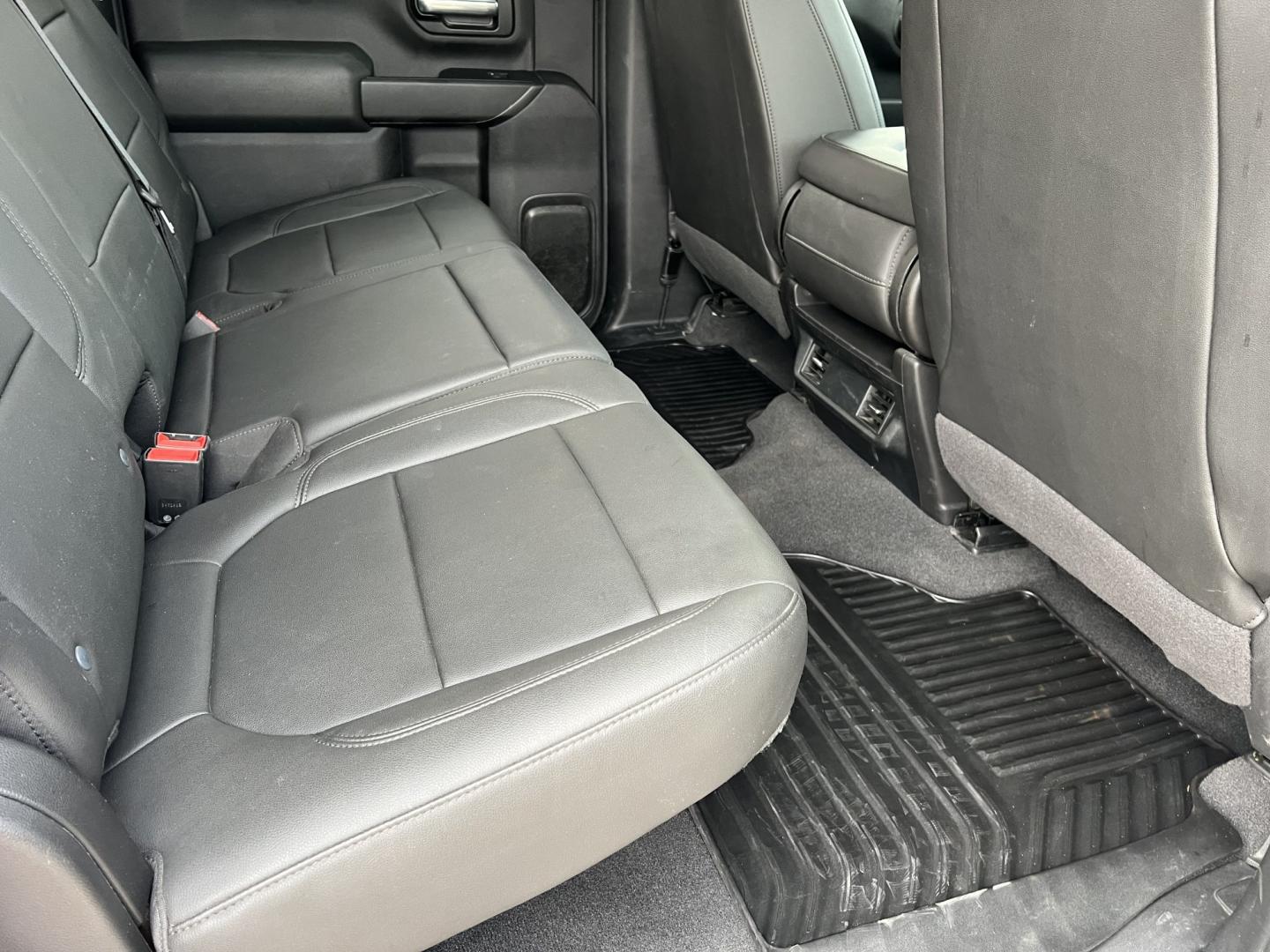 2020 White /Gray Chevrolet Silverado 2500HD Work Truck (1GC4YLE76LF) with an 6.6L V8 OHV 16V engine, 6-Speed Automatic transmission, located at 4520 Airline Hwy, Baton Rouge, LA, 70805, (225) 357-1497, 30.509325, -91.145432 - 2020 Chevrolet Silverado 2500HD Crew Cab 4X4 **ONE OWNER & NO ACCIDENTS** 6.6 V8 Gas, 128K Miles, Power Windows, Locks & Mirrors, Cold A/C, Backup Camera, Spray In Bedliner, Tow Package. FOR INFO PLEASE CONTACT JEFF AT 225-413-0981. CHECK OUT OUR A+ RATING WITH THE BETTER BUSINESS BUREAU. WE HAVE BE- Photo#11