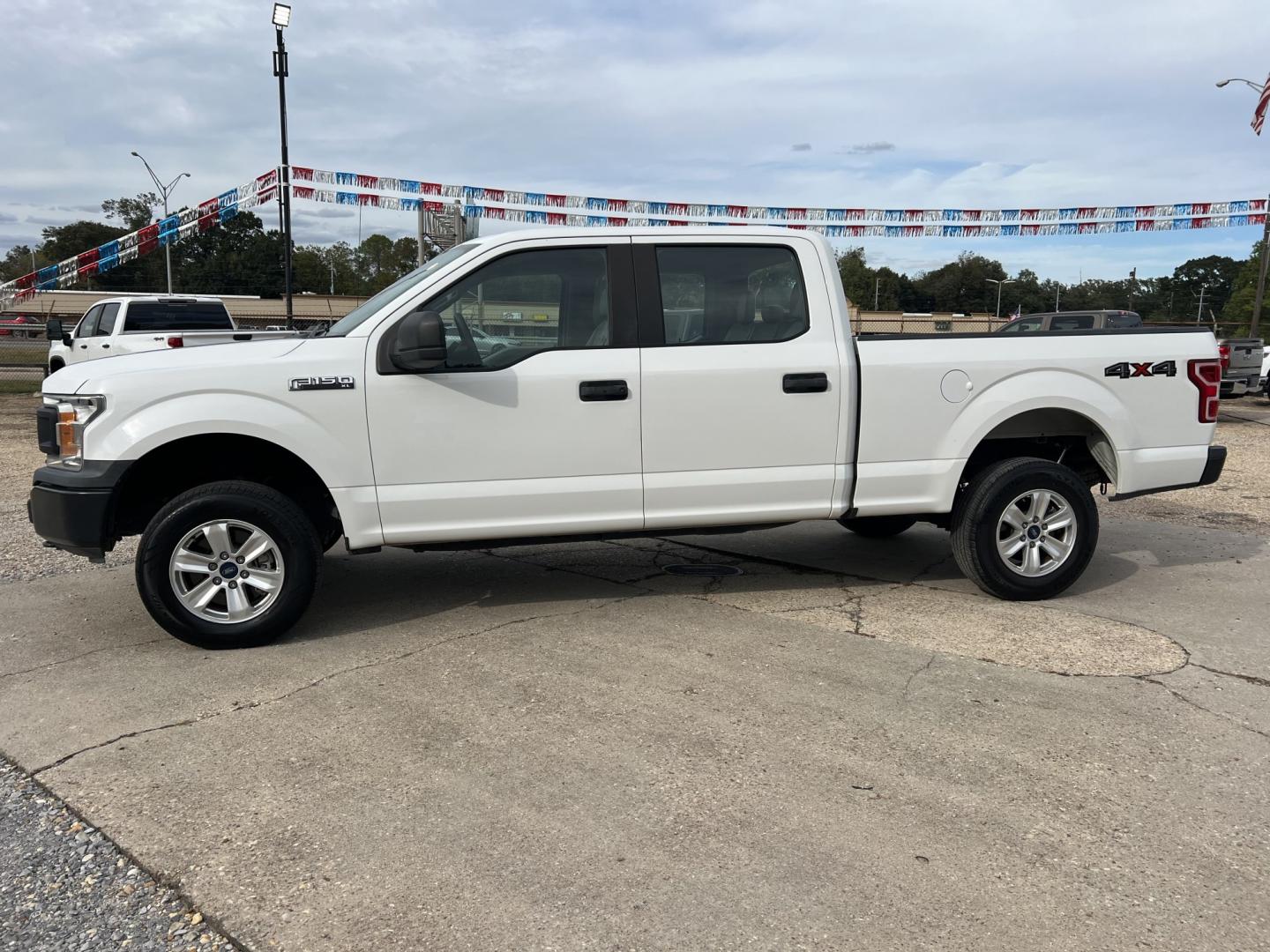 2019 White /Gray Ford F-150 XL (1FTFW1E43KF) with an 3.5L V6 EcoBoost engine, 10 Speed Automatic transmission, located at 4520 Airline Hwy, Baton Rouge, LA, 70805, (225) 357-1497, 30.509325, -91.145432 - 2019 Ford F-150 SuperCrew XL 4X4 **NO ACCIDENTS** 3.5 V6 EcoBoost Gas, 117K Miles, 6.5 Ft Bed, Cold A/C, Seats 6, Tow Package. FOR INFO PLEASE CONTACT JEFF AT 225-413-0981. CHECK OUT OUR A+ RATING WITH THE BETTER BUSINESS BUREAU. WE HAVE BEEN A FAMILY OWNED AND OPERATED BUSINESS AT THE SAME LOCATIO- Photo#1
